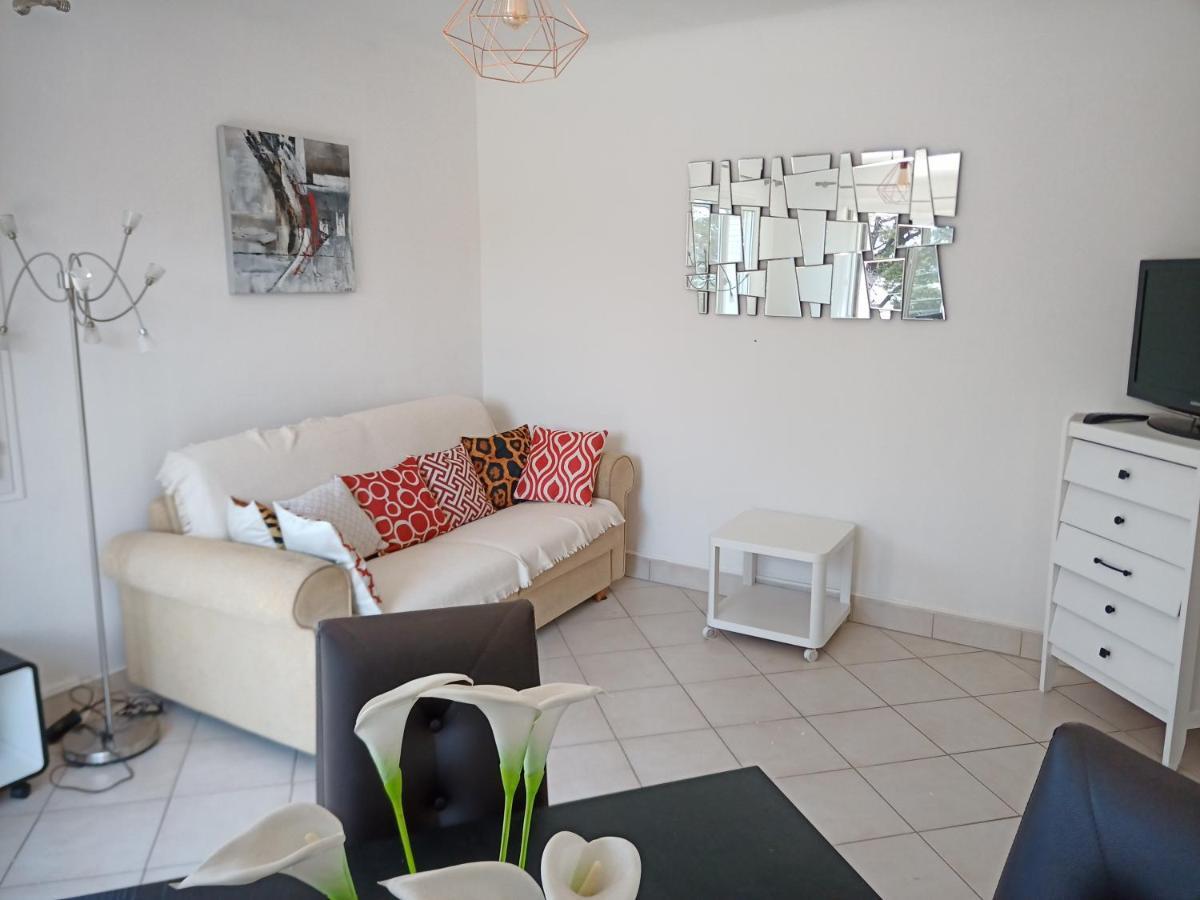 T2 Terrasse Vue Mer Six-Fours-les-Plages Esterno foto